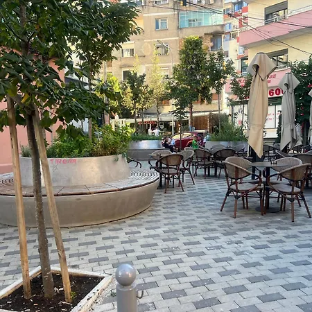 Tirana's Nest Apartman Tirana